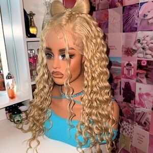 Luxury Blonde Curly Lace Front Wig – Braided Detail + Removable Hair Bow – Ready